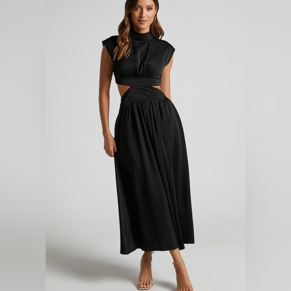 MOCK NECK CUT OUT GATHERED DRESS IN BLACK Showpo